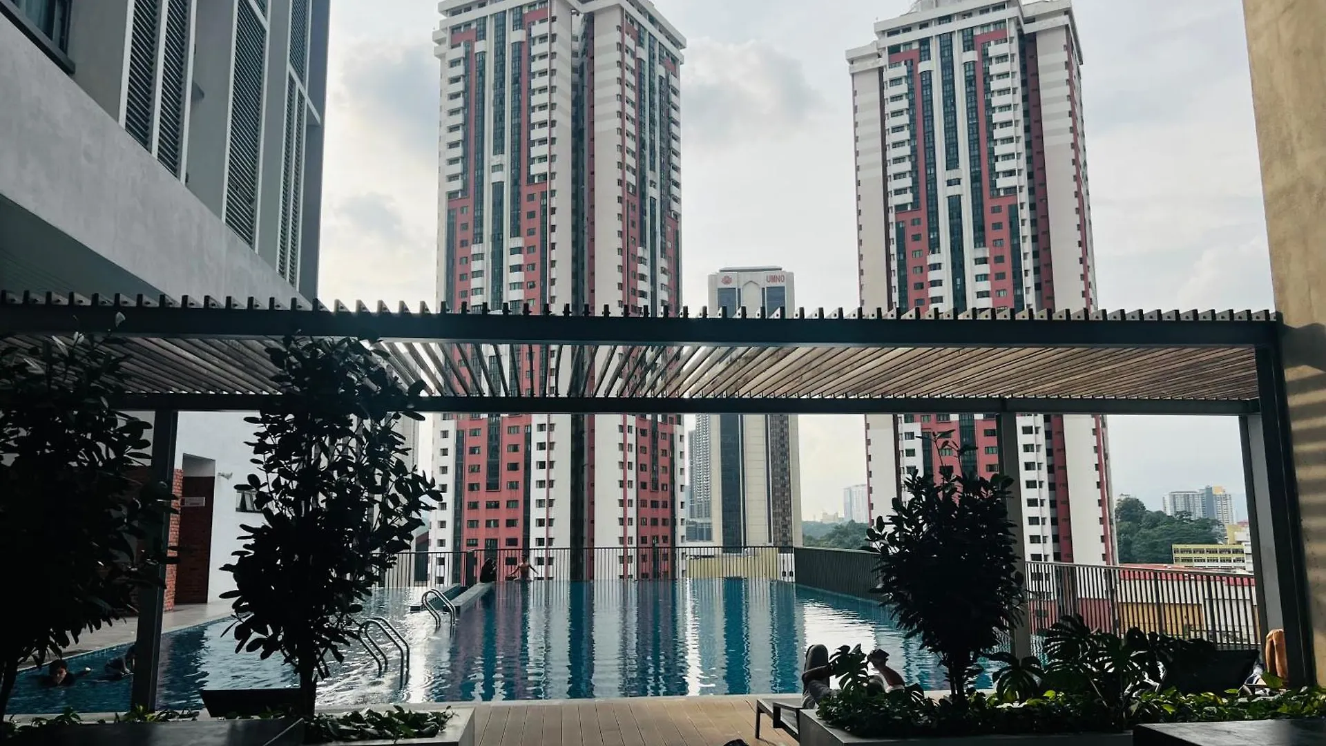 Chamber Suites Klcc By Easy Stay location